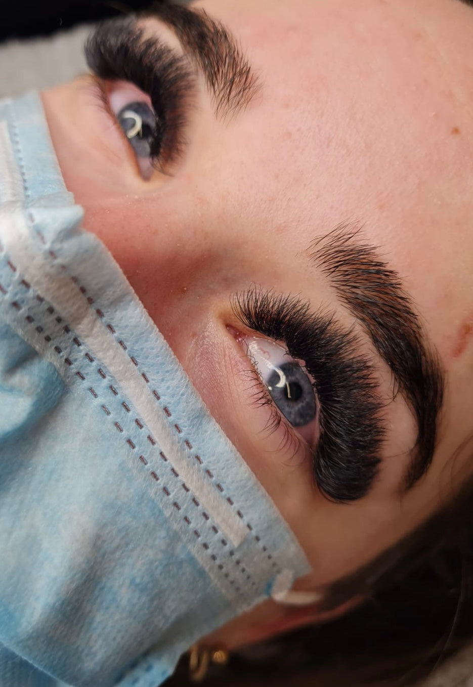 Russian Lash Extensions